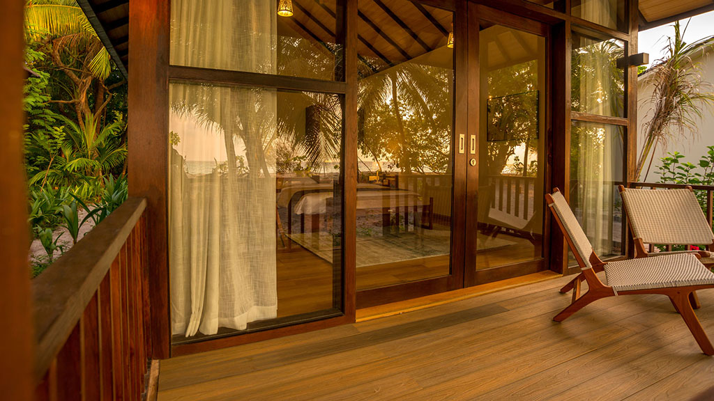 Deluxe Beach Villa - Fiyavalhu Resort Maldives Deluxe Beach Villa - Fiyavalhu Resort Maldives