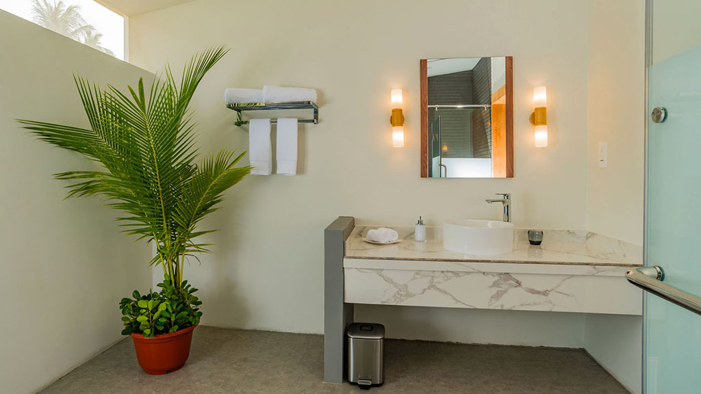 Garden Villa - Bathroom Fiyavalhu Resort Maldives Garden Villa Bathroom - Fiyavalhu Resort Maldives