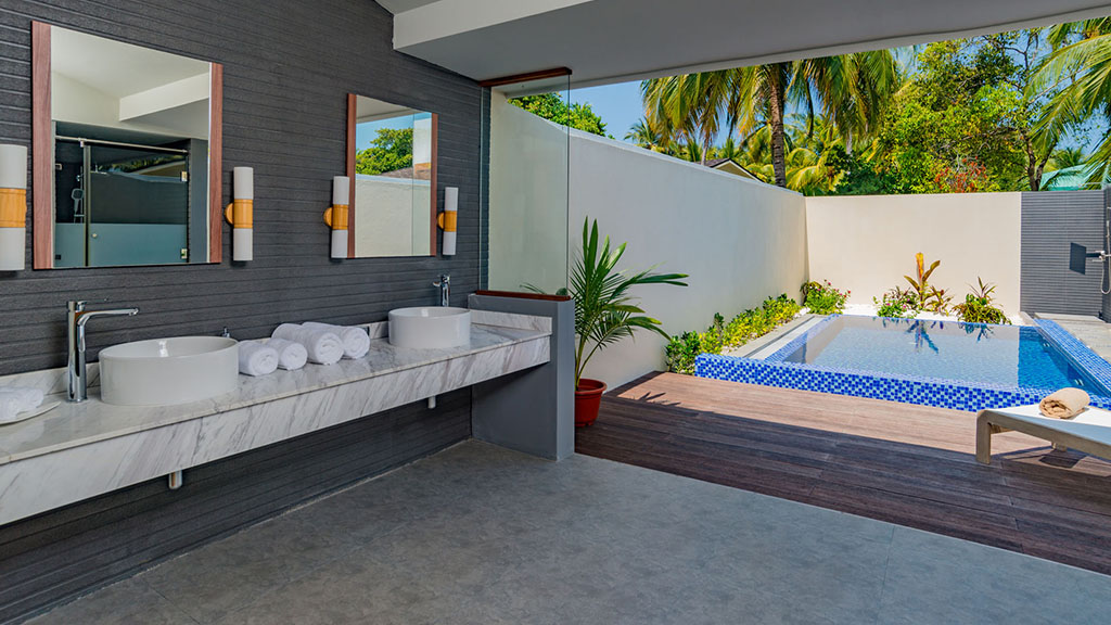 Pool Villa - Outdoors - Bathroom - Fiyavalhu Resort Maldives Pool Villa - Outdoors - Bathroom - Fiyavalhu Resort Maldives
