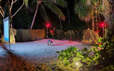 Beach - Fiyavalhu Resort Maldives